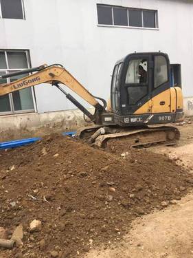徐州市出售转让二手不详小时2014年柳工CLG907挖掘机