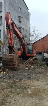 徐州市出售转让二手不详小时2003年斗山DH220挖掘机