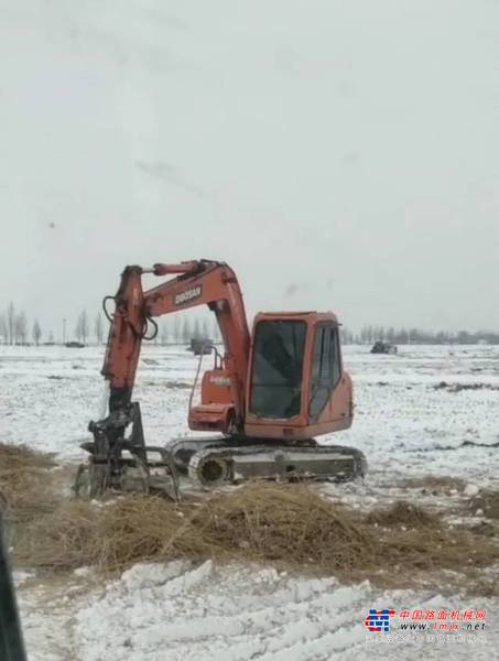 徐州市出售转让二手不详小时2010年斗山DH80挖掘机