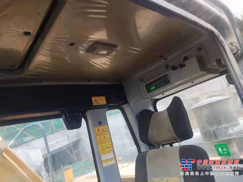 徐州市出售转让二手不详小时2018年现代R215挖掘机
