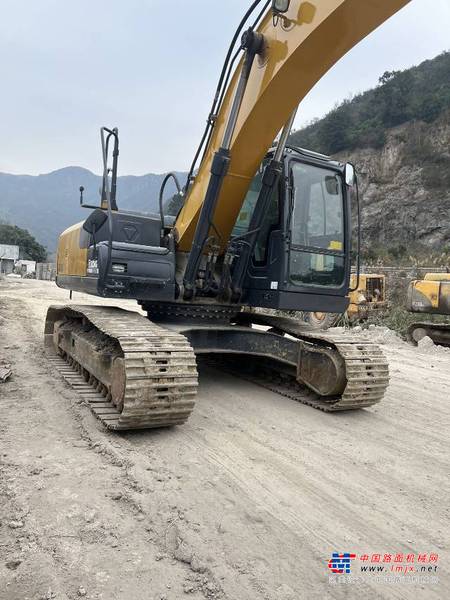 徐州市出售转让二手不详小时2021年徐工XE200D挖掘机