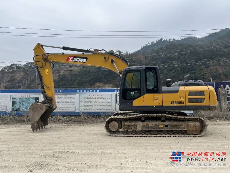 徐州市出售转让二手不详小时2021年徐工XE200D挖掘机