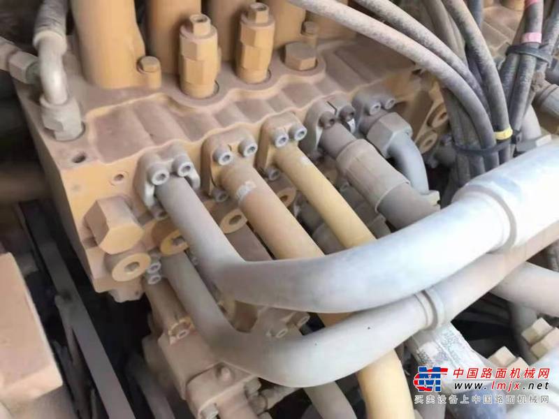徐州市出售转让二手不详小时2014年卡特彼勒320D2挖掘机