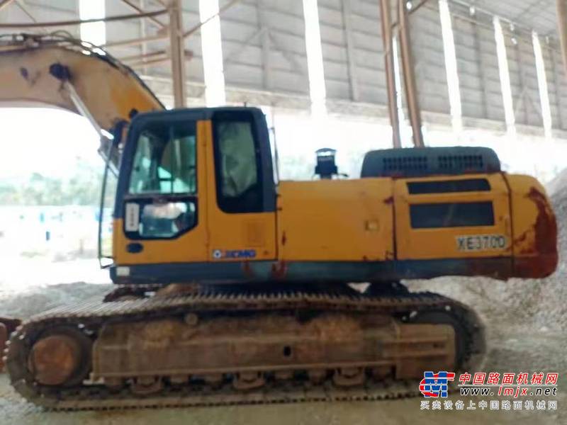 徐州市出售转让二手不详小时2017年徐工XE370D挖掘机