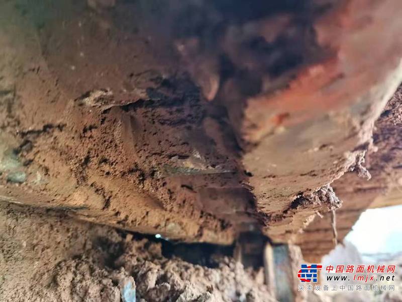 徐州市出售转让二手不详小时2018年现代R215挖掘机