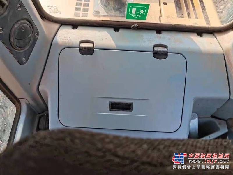 徐州市出售转让二手不详小时2018年现代R215挖掘机