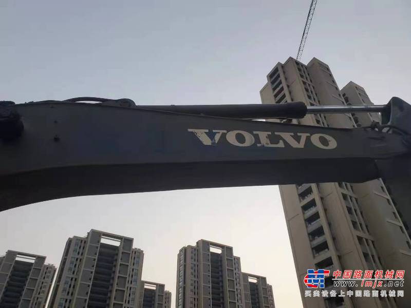 徐州市出售转让二手不详小时2011年沃尔沃EC200挖掘机