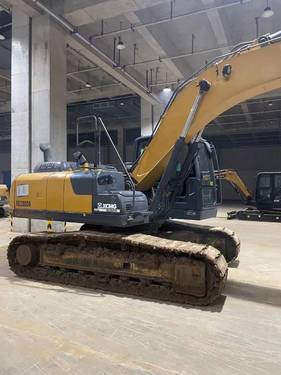 徐州市出售转让二手不详小时2020年徐工XE200D挖掘机