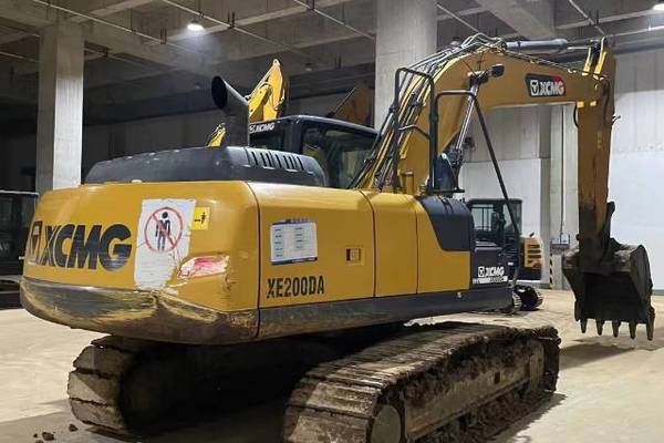 徐州市出售转让二手不详小时2020年徐工XE200D挖掘机