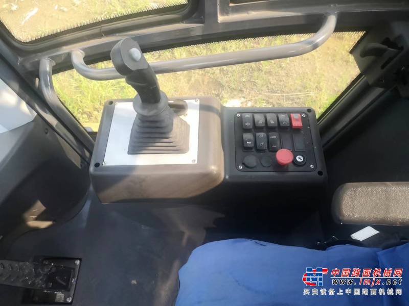 徐州市出售转让二手不详小时--年徐工XS225H单钢轮压路机