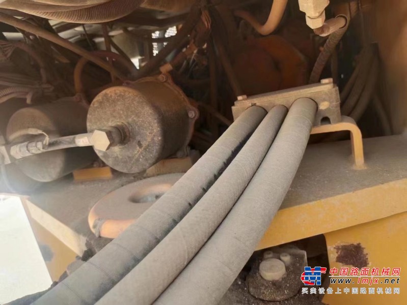 徐州市出售转让二手不详小时2016年徐工XS203J单钢轮压路机