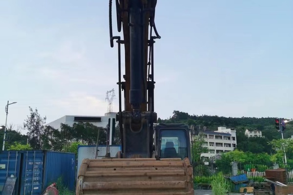 福州市出售转让二手不详小时2019年徐工XE270DK挖掘机