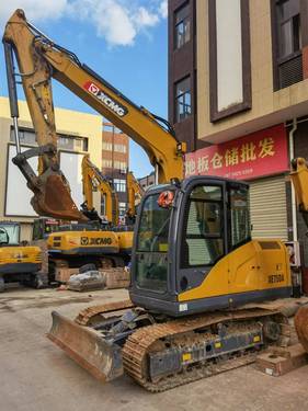 龙岩市出售转让二手不详小时2021年徐工XE75DA挖掘机