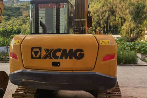 龙岩市出售转让二手不详小时2021年徐工XE75DA挖掘机