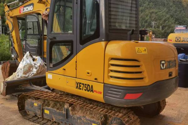 龙岩市出售转让二手不详小时2020年徐工XE60DA挖掘机