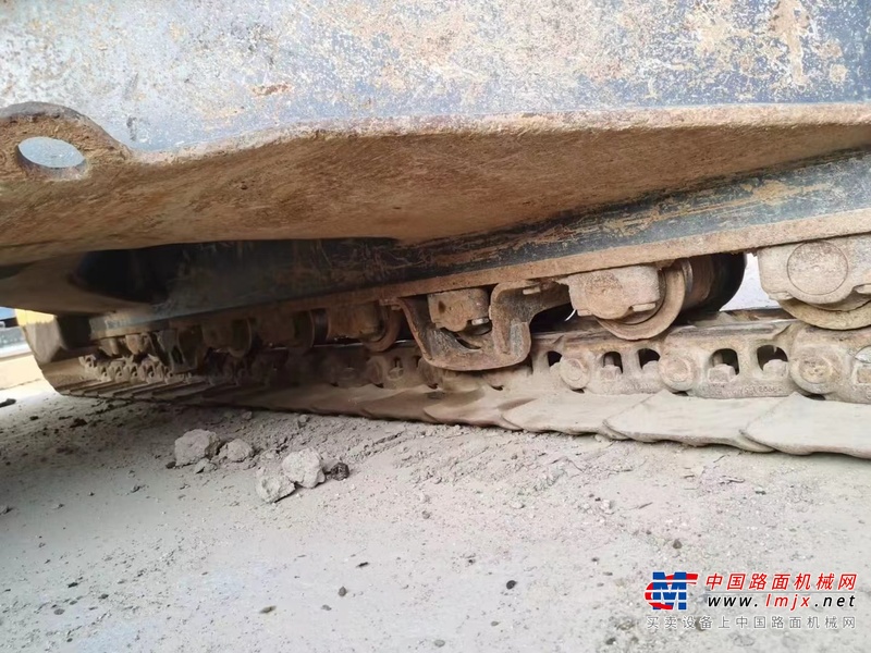 福州市出售转让二手不详小时2019年徐工XE270DK挖掘机