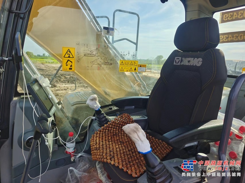 合肥市出售转让二手不详小时2021年徐工XE205DA挖掘机