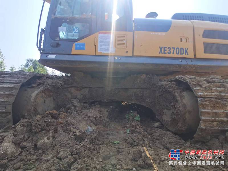 徐州市出售转让二手不详小时2019年徐工XE370DK挖掘机