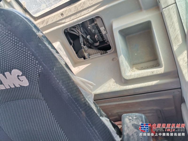 徐州市出售转让二手不详小时2018年徐工XE225DK挖掘机