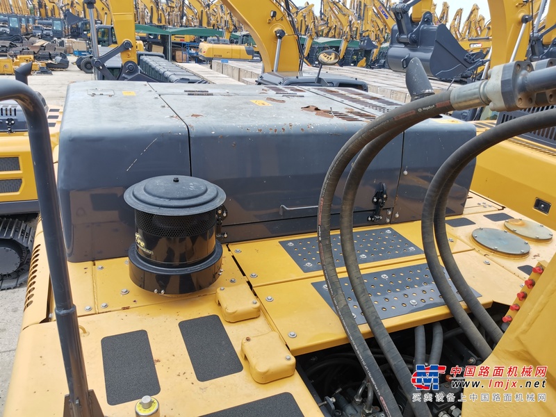 徐州市出售转让二手不详小时2017年徐工XE470D挖掘机