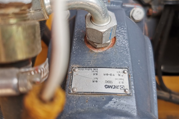 徐州市出售转让二手不详小时2019年徐工XE500HB挖掘机