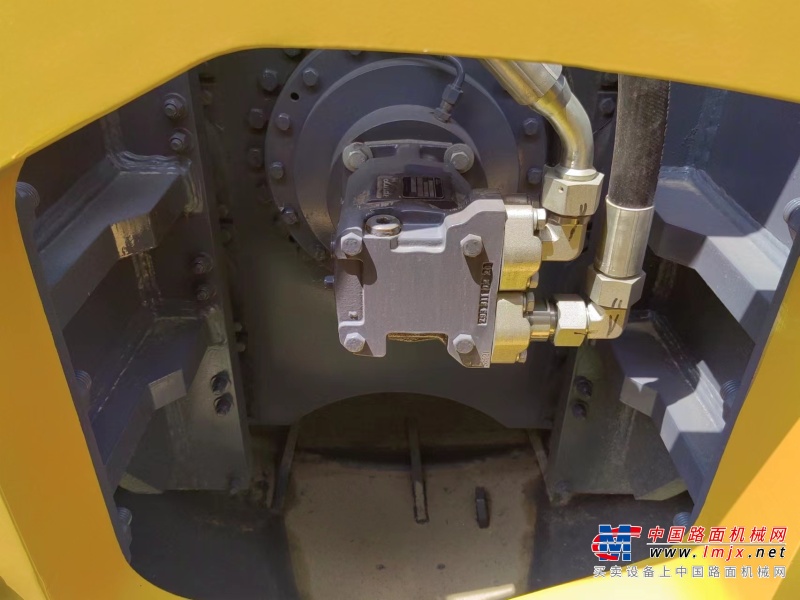 徐州市出售转让二手不详小时2021年徐工XS265单钢轮压路机
