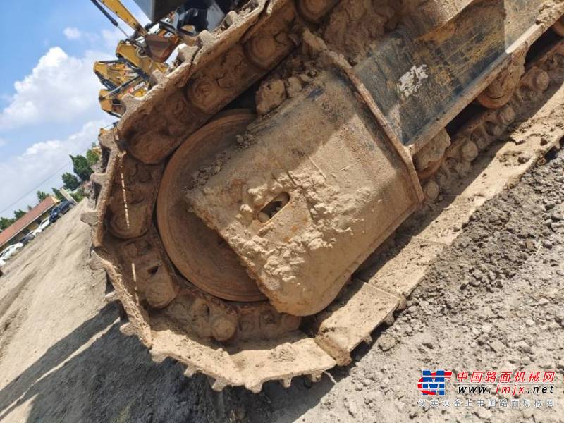 潍坊市出售转让二手不详小时2020年徐工XE200DA挖掘机