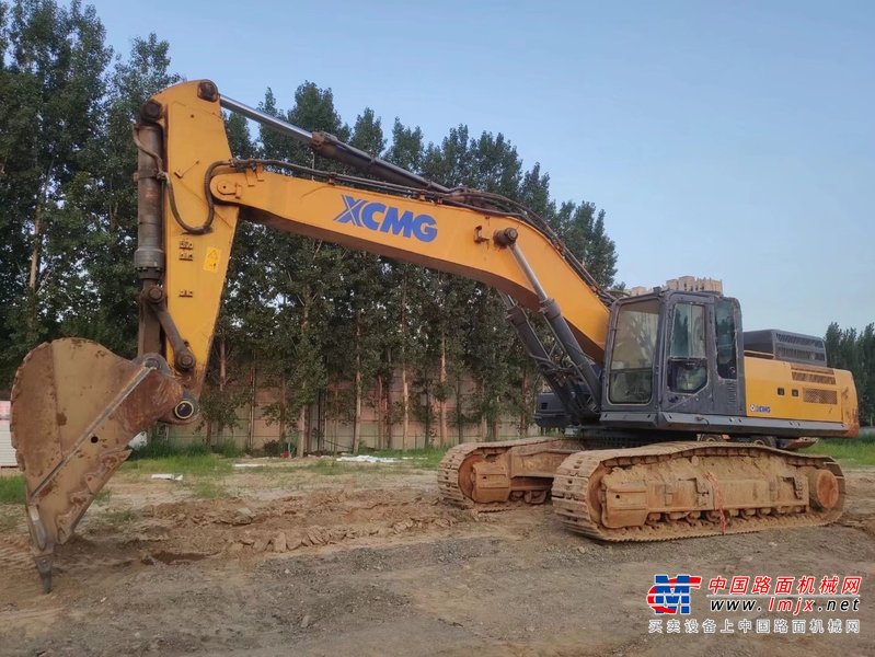 徐州市出售转让二手不详小时2018年徐工XE490D挖掘机
