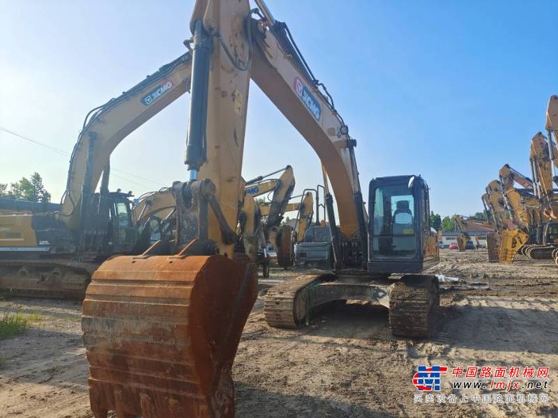 潍坊市出售转让二手不详小时2020年徐工XE215DA挖掘机