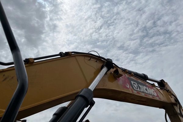 徐州市出售转让二手不详小时2019年徐工XE490DK挖掘机