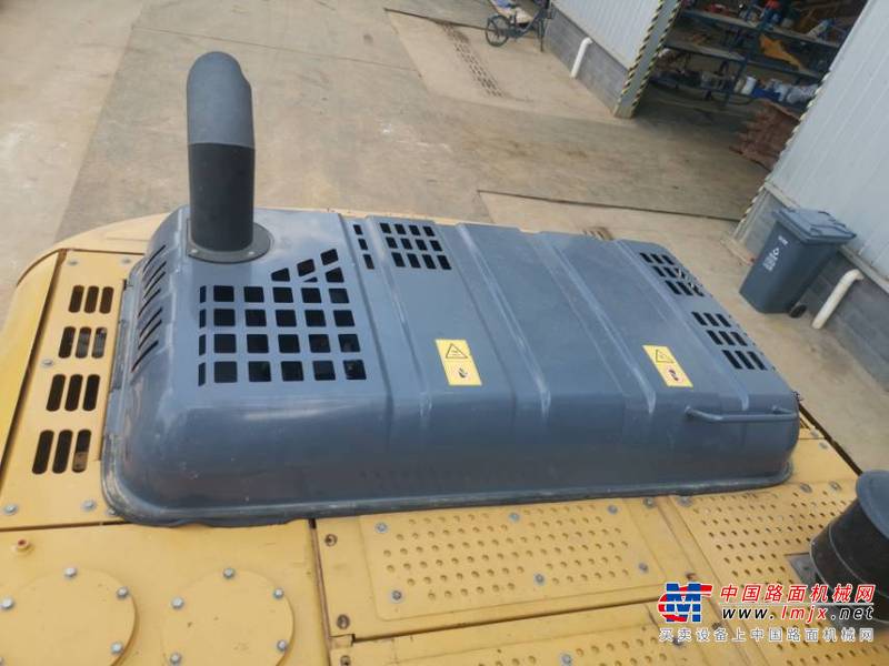 南宁市出售转让二手不详小时2020年徐工XE215D挖掘机