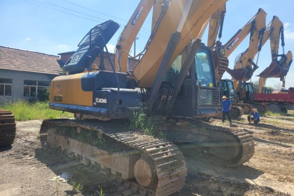 潍坊市出售转让二手不详小时2019年徐工XE270DK挖掘机