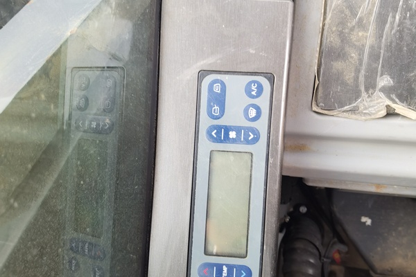 徐州市出售转让二手不详小时2019年徐工XE370D挖掘机