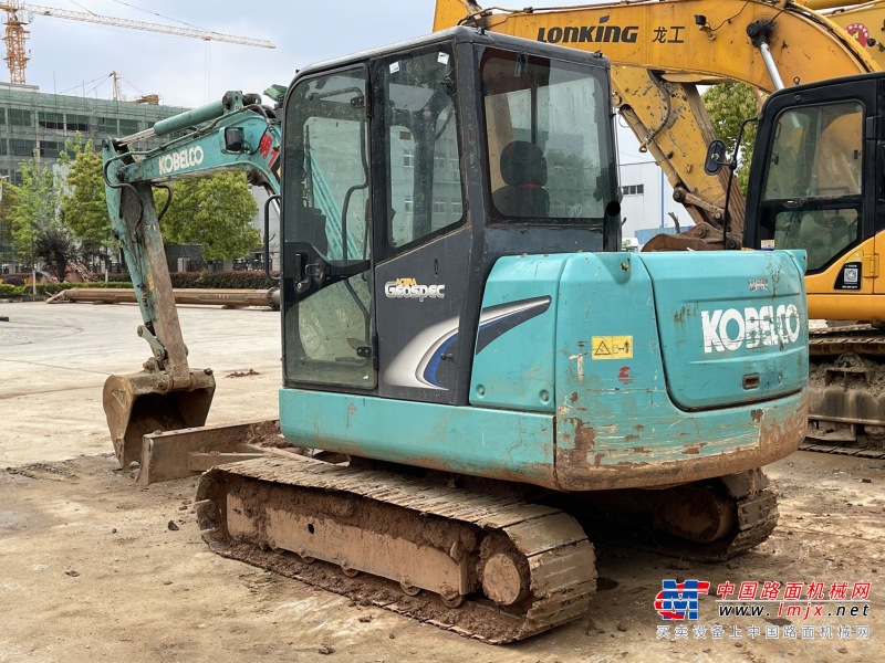 武汉市出售转让二手不详小时2014年神钢SK60-8挖掘机