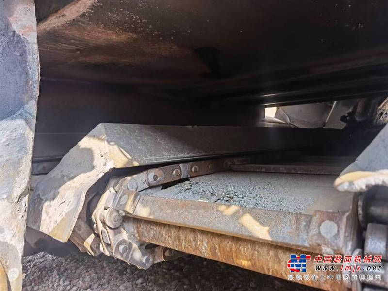徐州市出售转让二手不详小时2014年徐工RP952沥青摊铺机