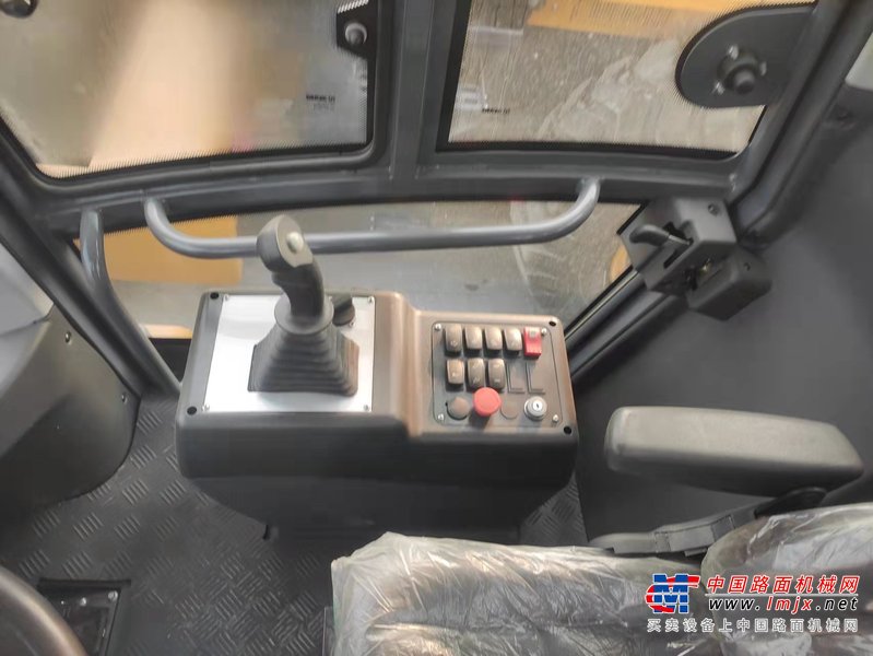 徐州市出售转让二手不详小时2019年徐工XS225H单钢轮压路机