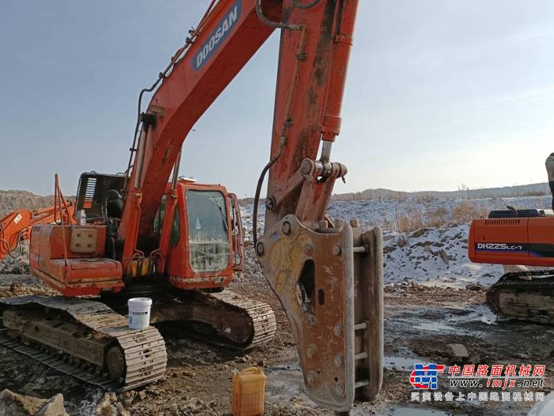 长春市出售转让二手不详小时2008年斗山DH225-7挖掘机