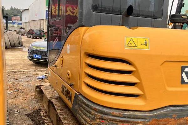 百色市出售转让二手不详小时2020年徐工XE60DA挖掘机