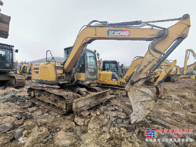贵阳市出售转让二手不详小时2020年徐工XE75DA挖掘机
