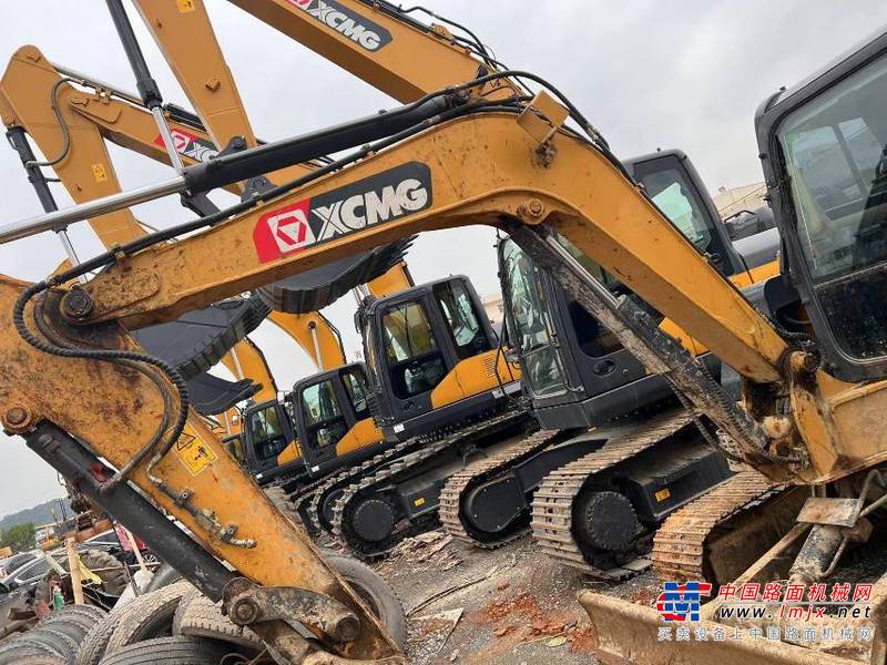 百色市出售转让二手不详小时2020年徐工XE60DA挖掘机