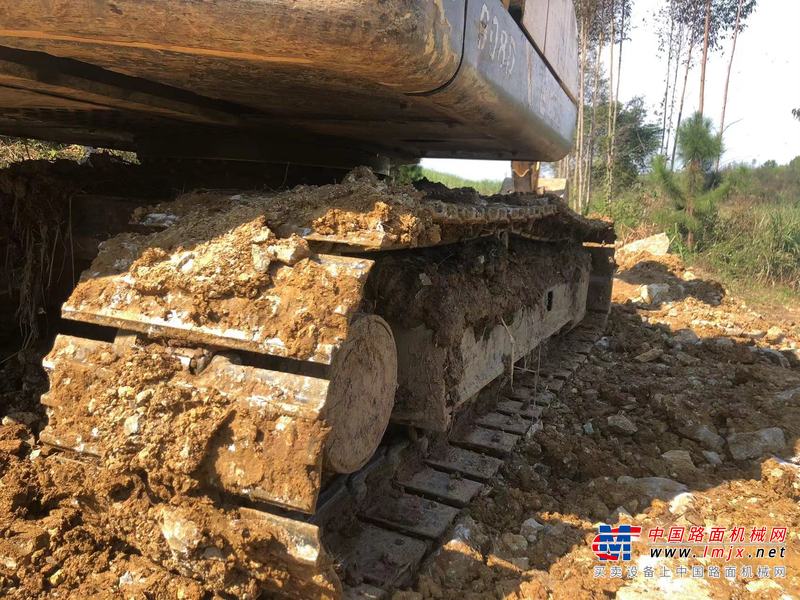 崇左市出售转让二手不详小时2017年柳工CLG908DN挖掘机