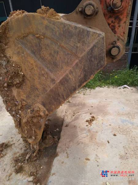 绵阳市出售转让二手不详小时2000年现代R225-7挖掘机