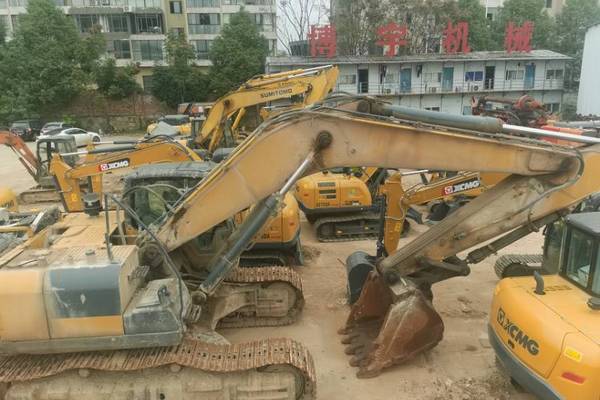 湘潭市出售转让二手不详小时2017年徐工XE370D挖掘机