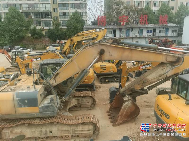 湘潭市出售转让二手不详小时2017年徐工XE370D挖掘机