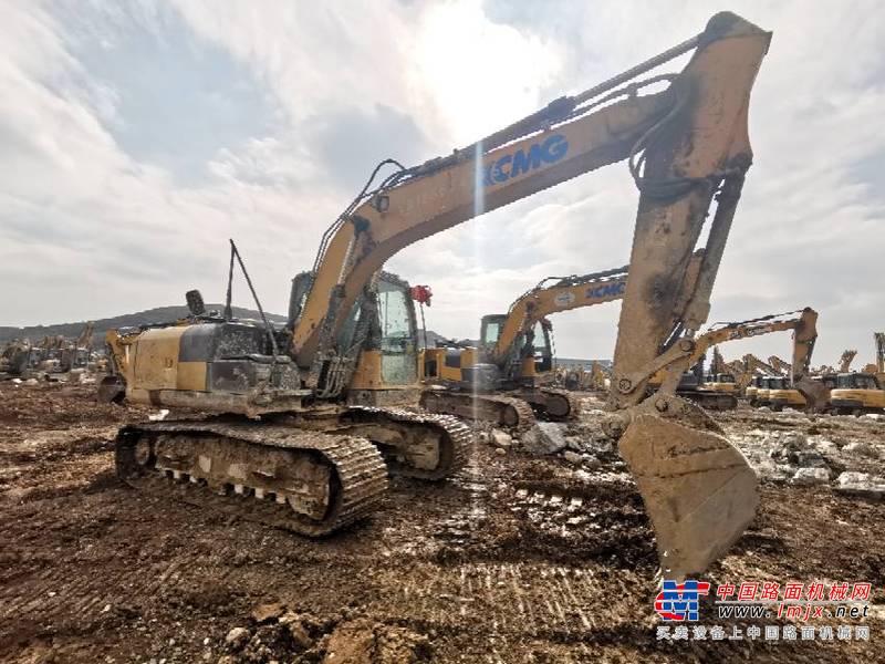 贵阳市出售转让二手不详小时2018年徐工XE150D挖掘机