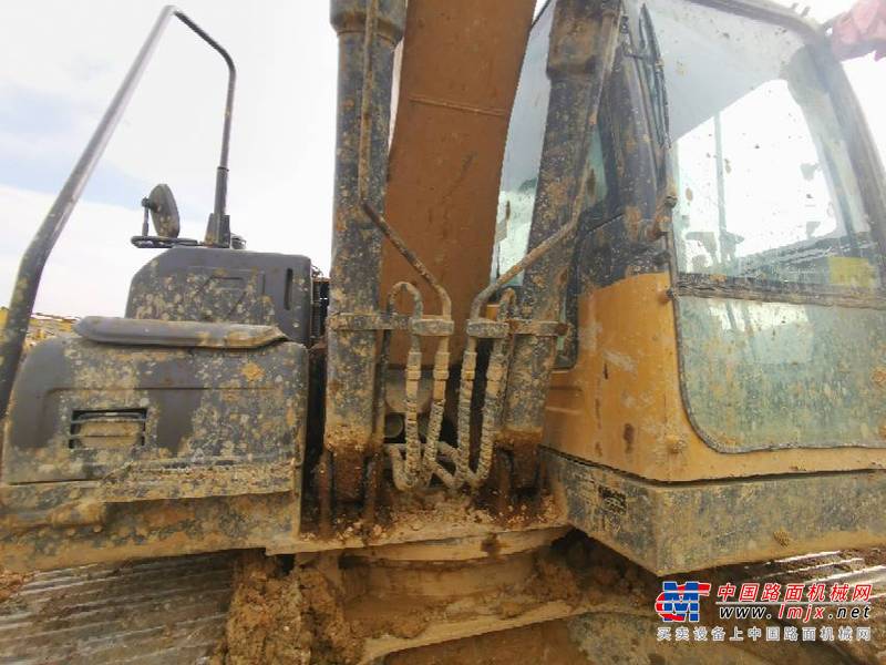 贵阳市出售转让二手不详小时2018年徐工XE150D挖掘机