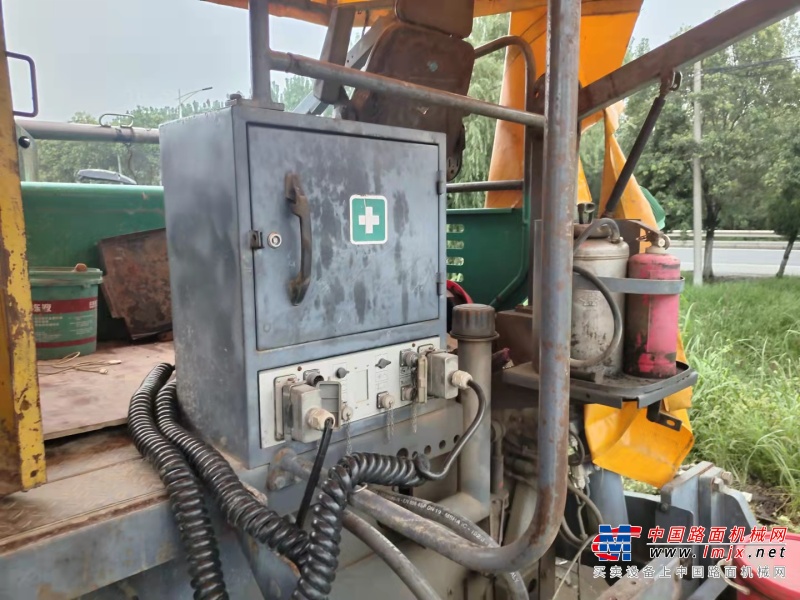徐州市出售转让二手不详小时2012年徐工RP952沥青摊铺机