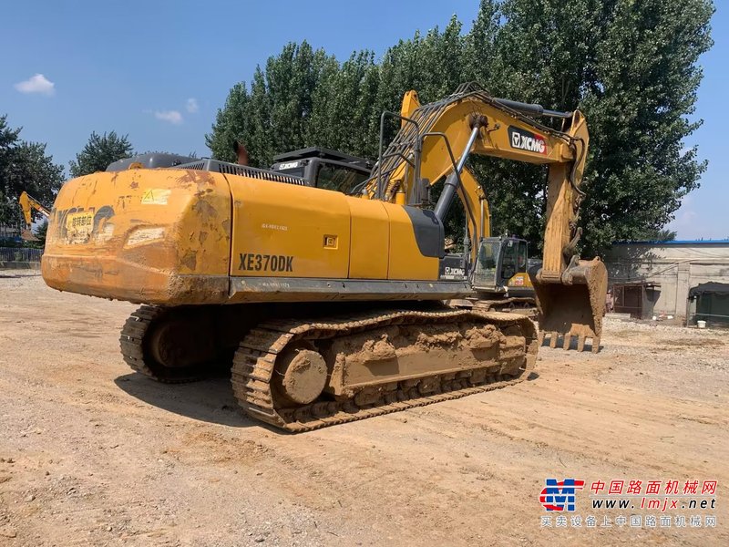徐州市出售转让二手不详小时2019年徐工XE370DK挖掘机