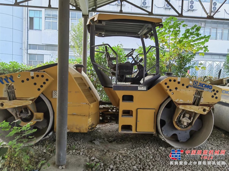 徐州市出售转让二手不详小时2019年徐工XD132E双钢轮压路机