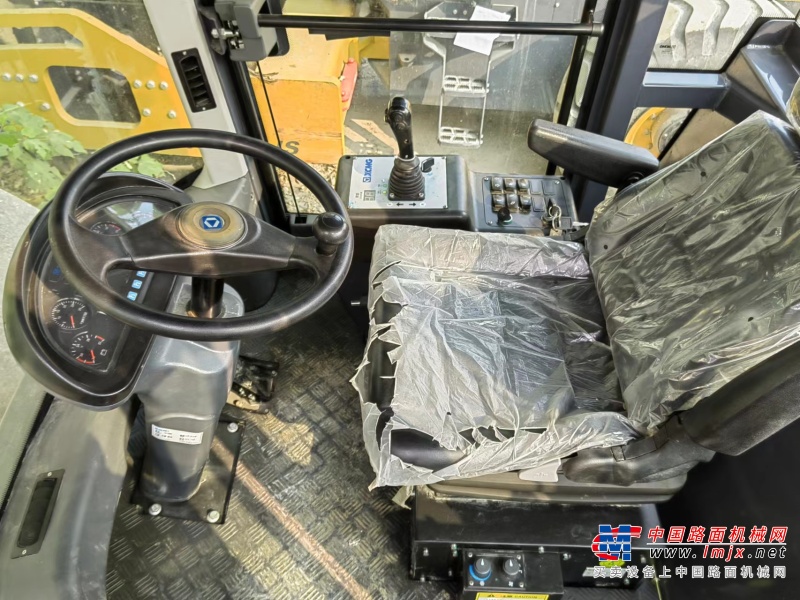 徐州市出售转让二手不详小时2022年徐工XS225JS单钢轮压路机